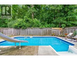 31 PINEWARBLER Drive - 31