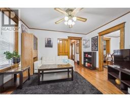 44 WALTER Street - 12