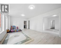 44 WALTER Street - 17