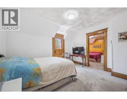 44 WALTER Street - 24