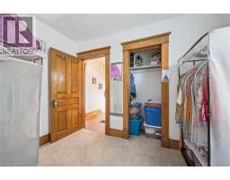 44 WALTER Street - 30
