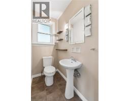 580 WEBER Street E - 12