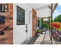 102 BIRCHLAWN Drive - 14