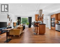 102 BIRCHLAWN Drive - 17