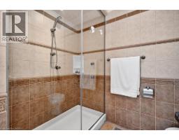 102 BIRCHLAWN Drive - 31