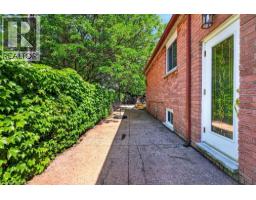 102 BIRCHLAWN Drive - 40
