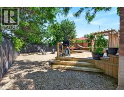 102 BIRCHLAWN Drive - 44