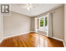 21 MOSS Boulevard - 15