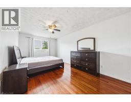 21 MOSS Boulevard - 20