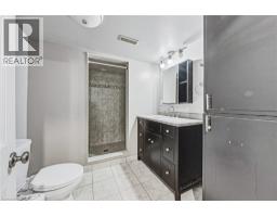 21 MOSS Boulevard - 29