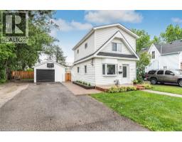 811 TAMARAC Street - 1