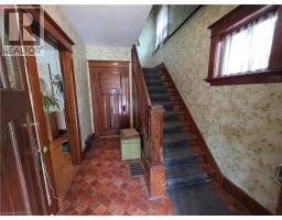 20 FAIRVIEW Avenue - 20