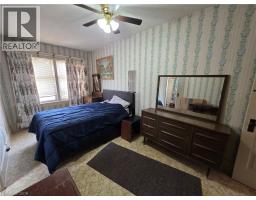 20 FAIRVIEW Avenue - 23
