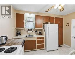 73 TUXEDO Avenue N - 11