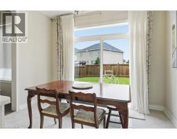27 ROBBINS Ridge - 16