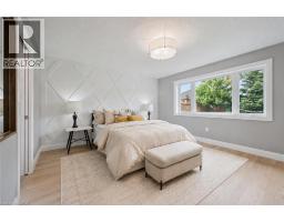 33 WATERLOO Street - 12