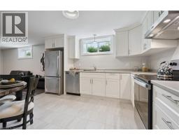 33 WATERLOO Street - 28