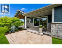 33 WATERLOO Street - 34