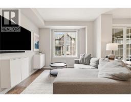 392 CRANBROOK Common - 17