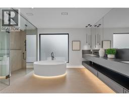 298 STRATHCONA Drive - 17