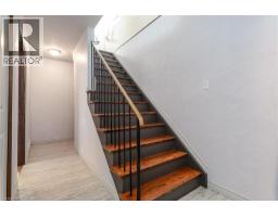 162 PARKSIDE Drive E - 22