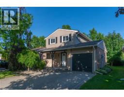 162 PARKSIDE Drive E - 3