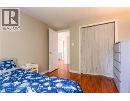 162 PARKSIDE Drive E - 46