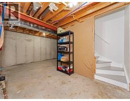 15 POWELL Lane - 32