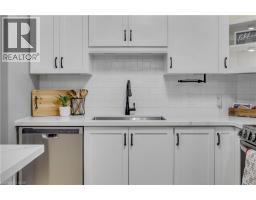 4465 COMFORT Crescent - 6