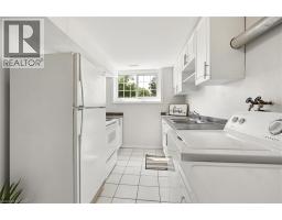 154 GRAHAM Crescent - 24