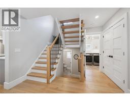 24 WATSON Crescent - 14