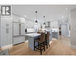 24 WATSON Crescent - 15