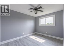 31 CANTERBURY Drive - 11