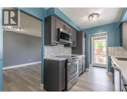 31 CANTERBURY Drive - 3
