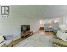 93 BRIARGATE Drive - 31