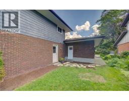 93 BRIARGATE Drive - 41