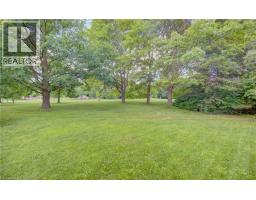 93 BRIARGATE Drive - 44