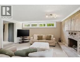 318 FREELTON Road - 28