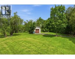 318 FREELTON Road - 5