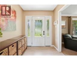 318 FREELTON Road - 7