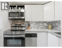 475 CLARIDGE Road UnitNo. 4 - 11