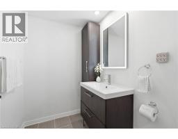 475 CLARIDGE Road UnitNo. 4 - 22