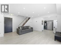 475 CLARIDGE Road UnitNo. 4 - 4