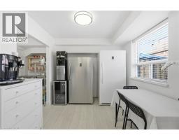 475 CLARIDGE Road UnitNo. 4 - 7
