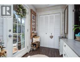 516 FIFTH ST Street N - 17