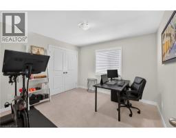 5 NARBONNE Crescent - 40