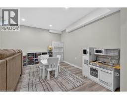 5 NARBONNE Crescent - 44