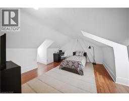 107 QUEEN Street S - 33