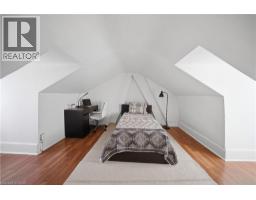107 QUEEN Street S - 34