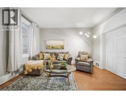 107 QUEEN Street S - 5